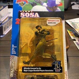 Sammy Sosa 2000 Action figure indoors in box